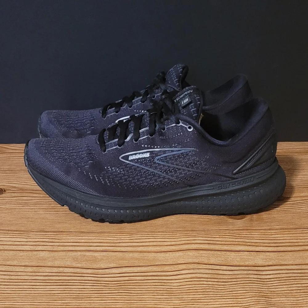 Brooks Glycerin 19 running shoes men's size 10 sneakers